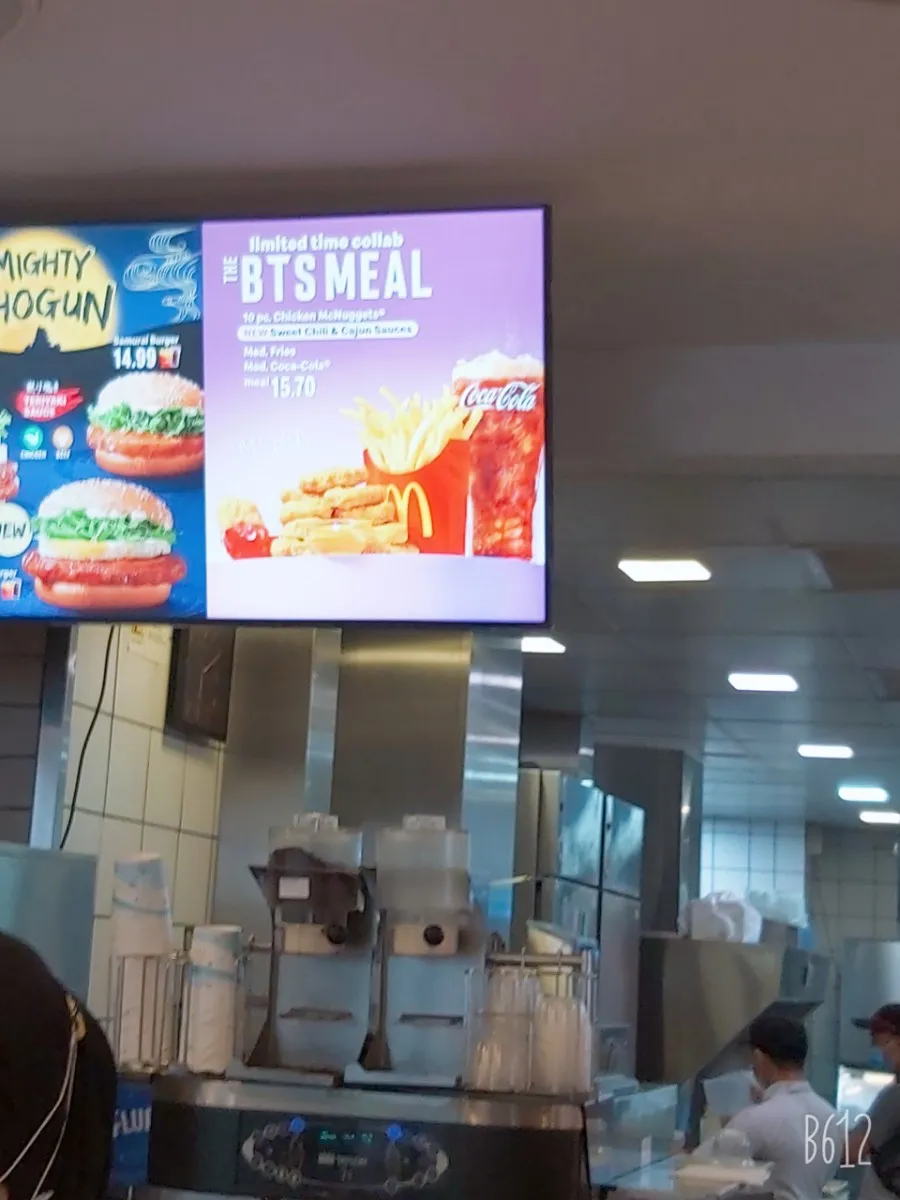 말레이시아에서 먹어본 BTS MEAL 이미지 1