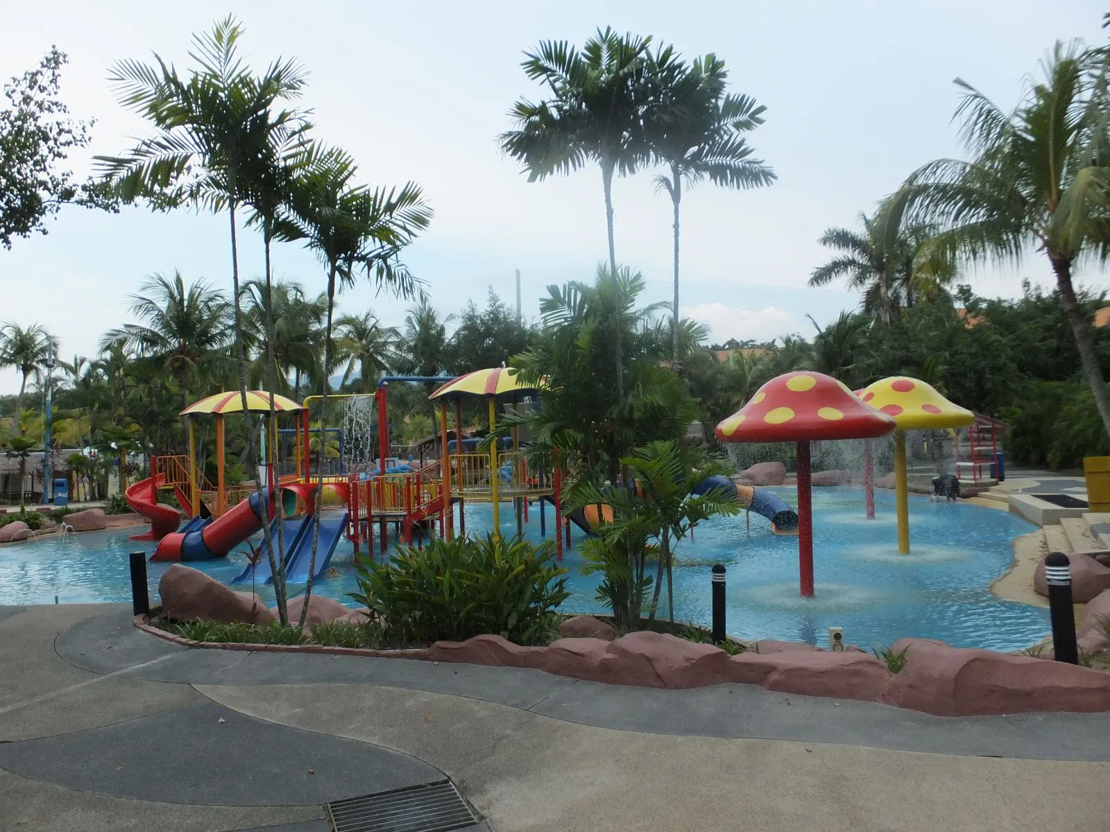 KL 인근 워터파크 -A famosa Water Park 이미지 2