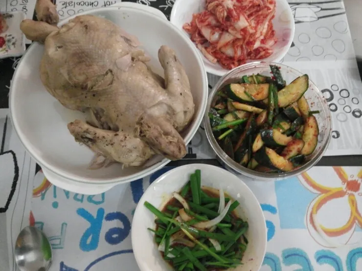 말레이시아음식-집밥편:누룽지닭백숙과 배추겉절이 이미지 1