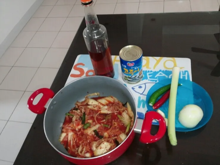말레이시아음식-집밥편:고등어통조림김치찌개 이미지 1