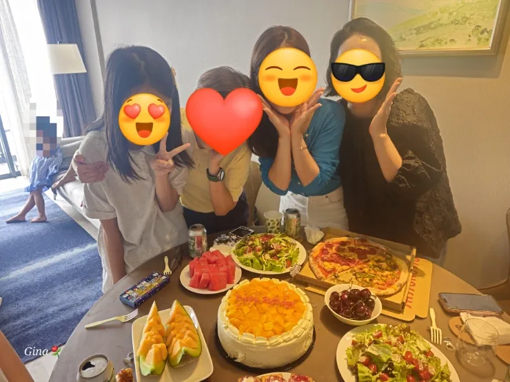 고객분들과의 즐거운 생파-at 트릴리온 2베드룸 이미지 3
