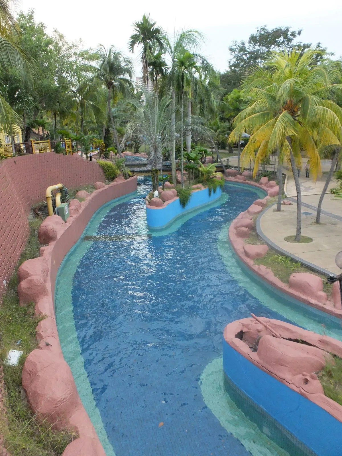 KL 인근 워터파크 -A famosa Water Park 이미지 3