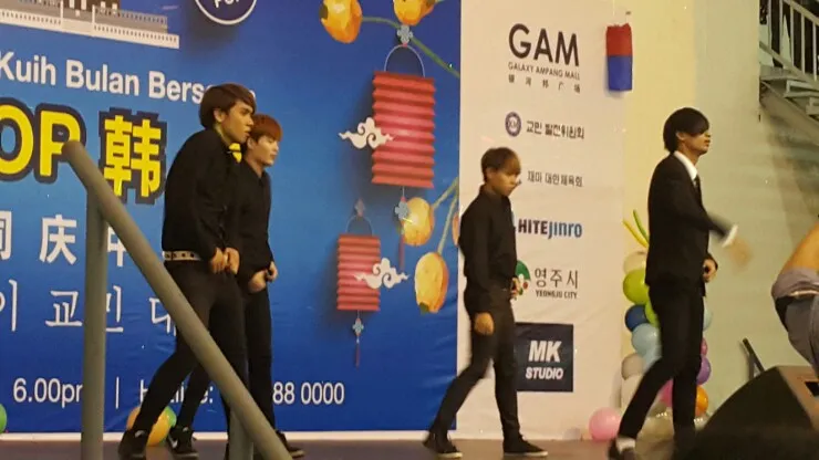 말레이시아 보이즈아이돌 그룹공연
