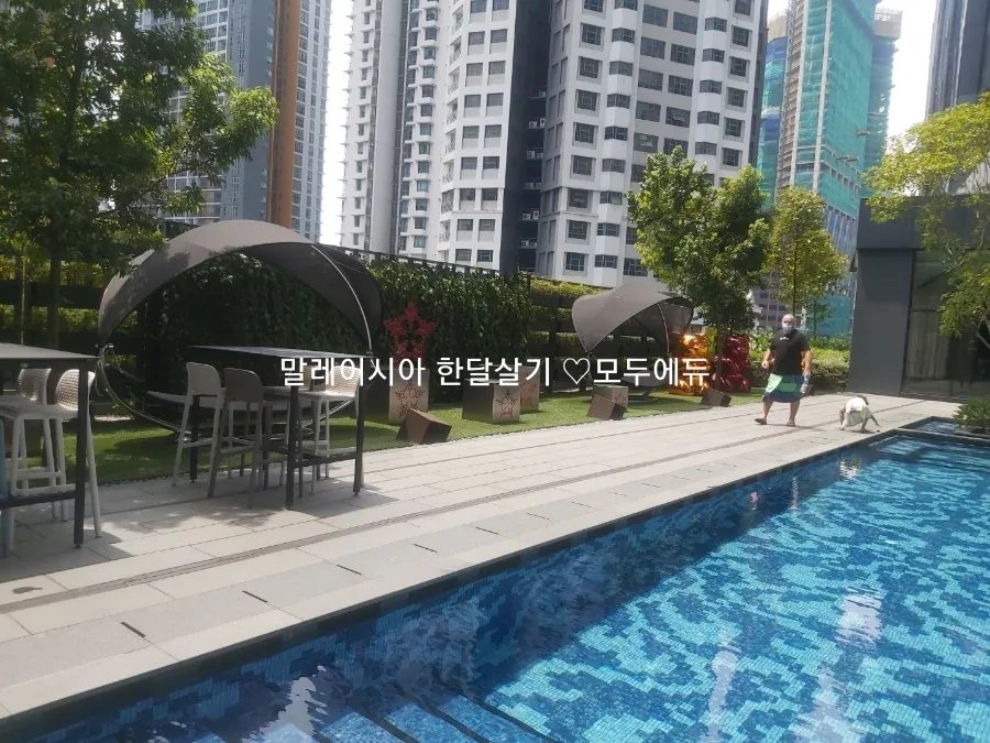 #말레이시아한달살기#쿠알라룸푸르 시내호텔팩#애스콧호텔 수영장 모습 이미지 4