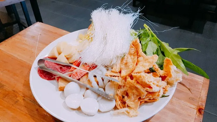 Big bowl Thai food & BBQ 로컬타이 음식점 이미지 6