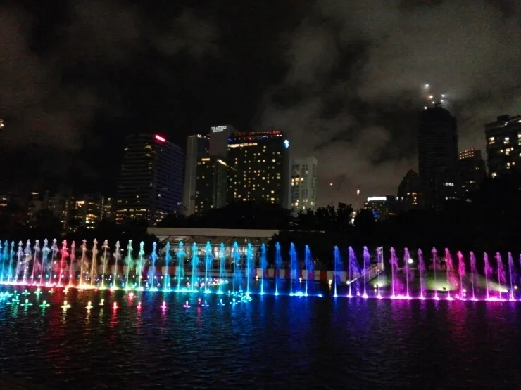 KLCC 야간산책 이미지 5