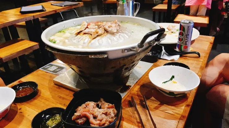Big bowl Thai food & BBQ 로컬타이 음식점 이미지 8